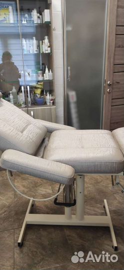 Косметологическая кушетка