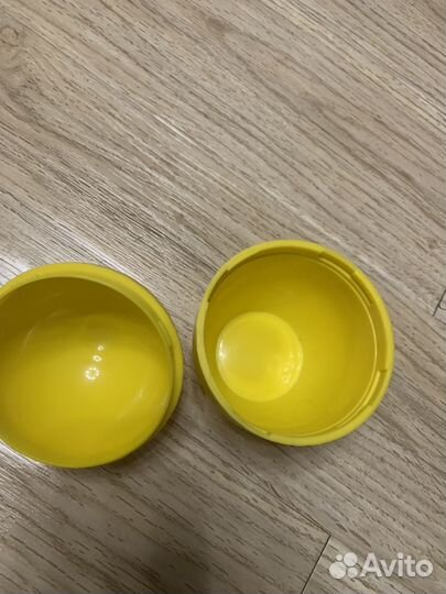 Пластмассовый контейнер для хранения лимона