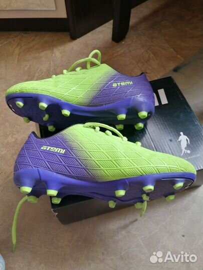 Детские футбольные бутсы 33 размер