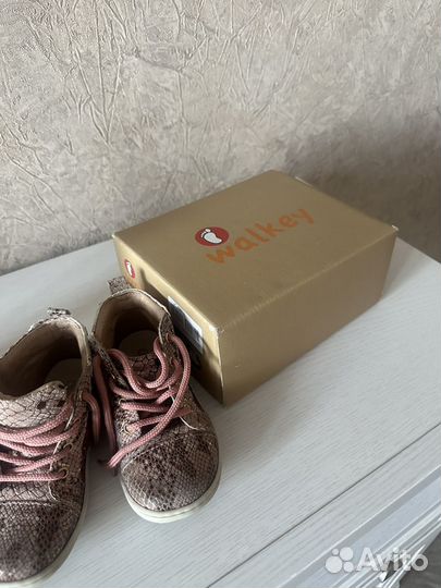 Ботинки для девочки