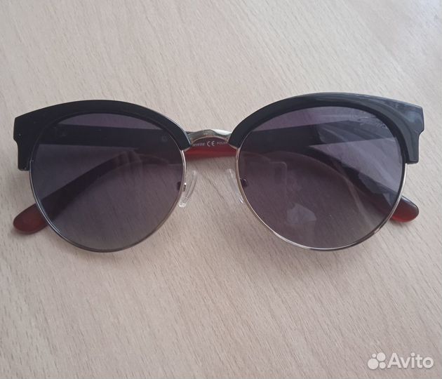 Солнцезащитные очки женские