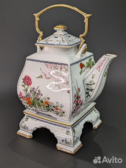 Чайник заварочный фарфоровый