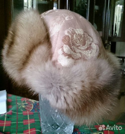 Шапочка с соболем