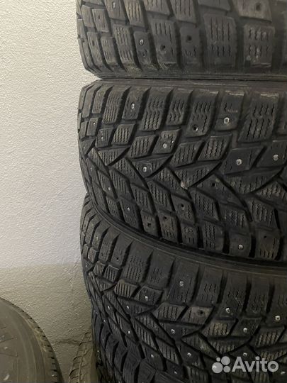 Dunlop SP Winter Ice 02 215/55 R17 25J