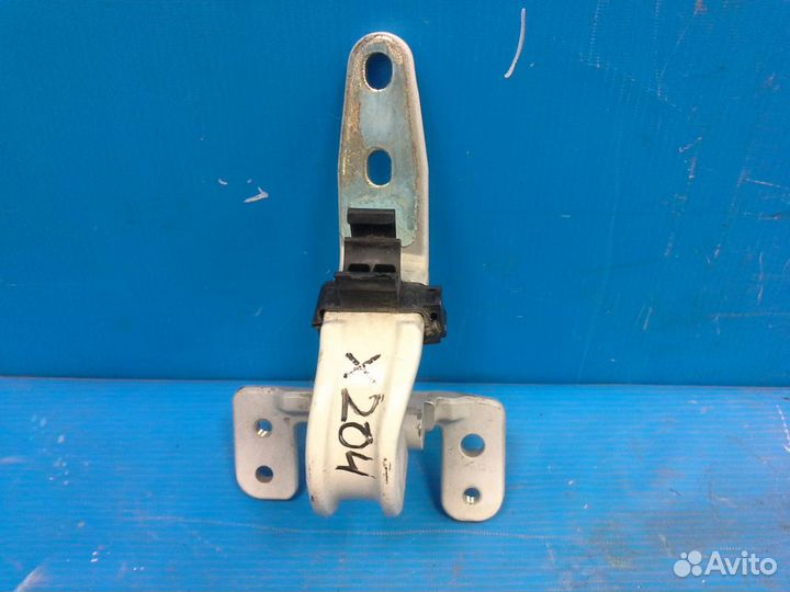 Петля двери багажника Mercedes Benz GLK-Class X204