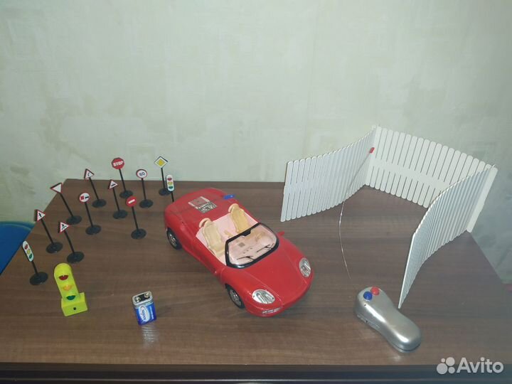 Машинка на пульте, игров.коврики, магнитн. книга