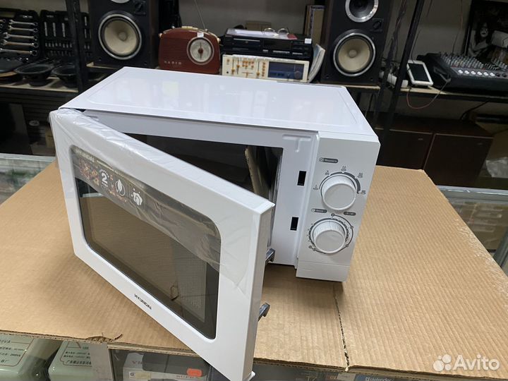 Новая Микроволновая печь hyundai HYM-M2064