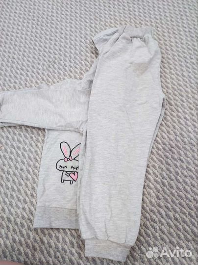 Продам спортивный костюм