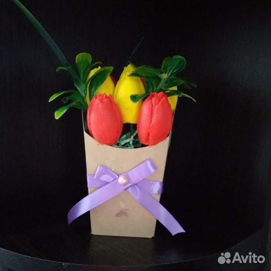 Букет тюльпанов из мыла