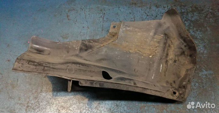 Защита бензобака Mazda 3 BL