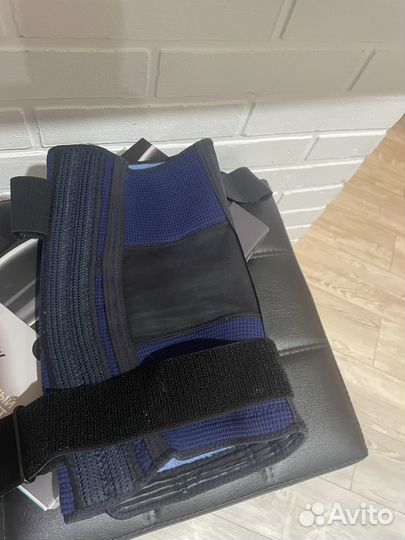 Бандаж компрессионный на коленный сустав