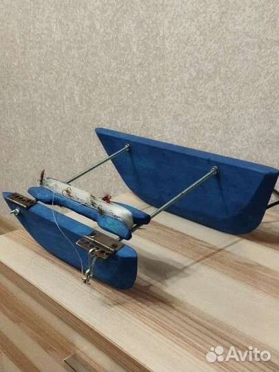 Кораблик для рыбалки