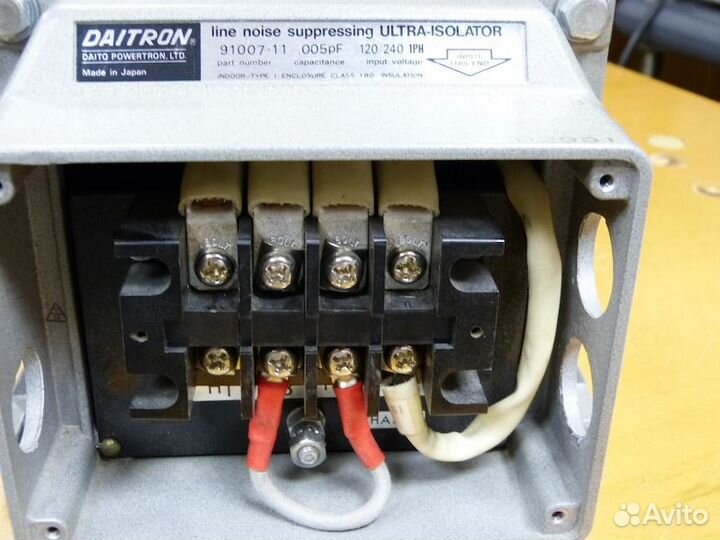 Daitron 7.5 kVA 220-220V и 220-110V 7.5 Квт Japan