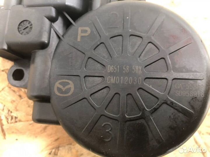 Моторчик стеклоподъемника передний правый Mazda 6