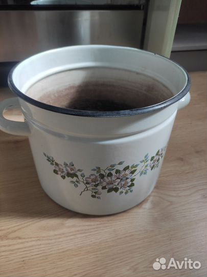 Посуда кастрюли бу