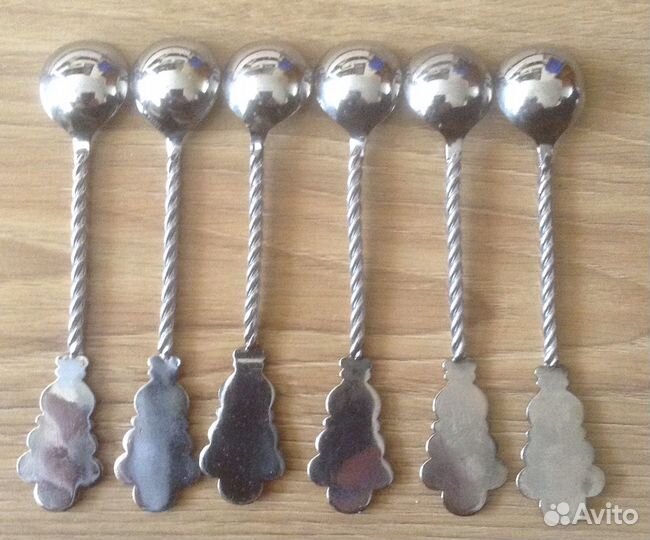 Столовые приборы (вилки + ножи)