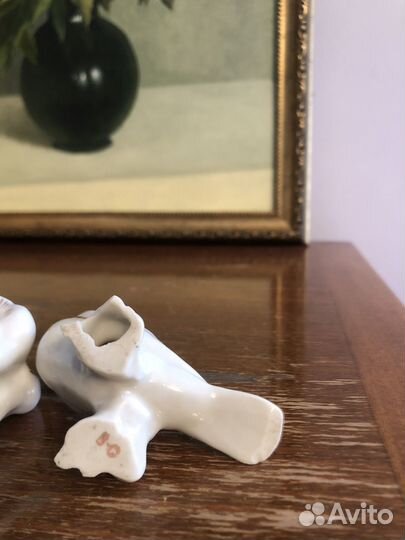 Фарфоровые статуэтки лфз белка,голубь