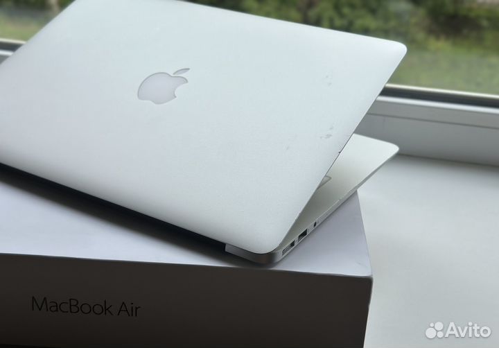 MacBook Air 13 2017 128гб с полным комплектом