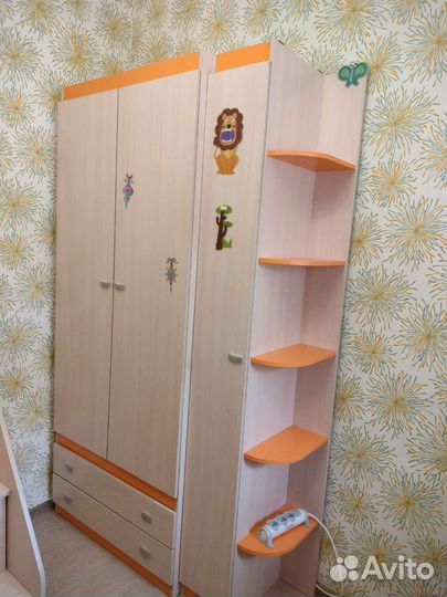 Детский мебельный гарнитур