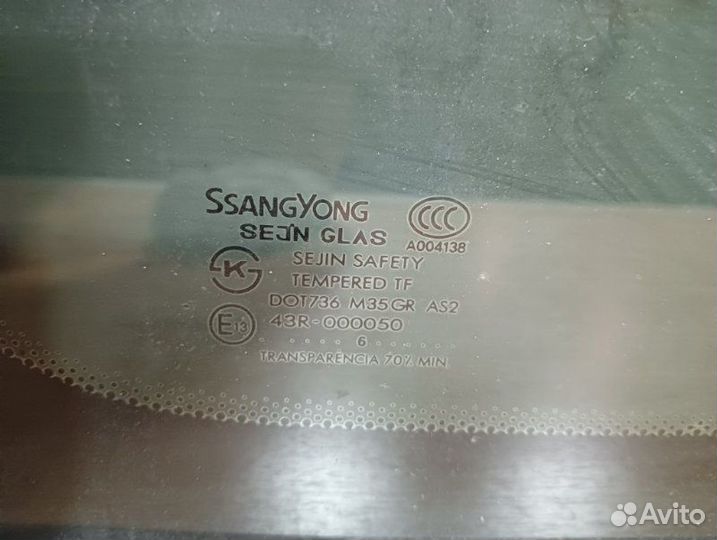 Стекло глухое заднее левое Ssangyong Kyron 1 D20DT