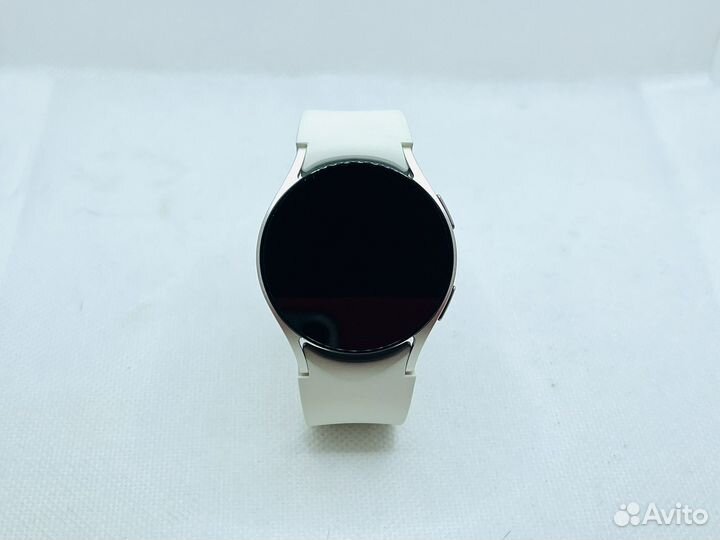 Смарт-часы Samsung Galaxy Watch6 40mm White Gold