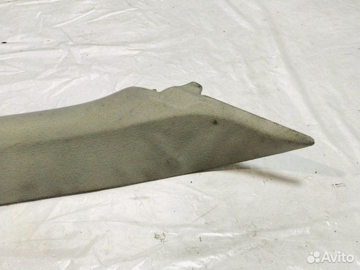 Обшивка центральной стойки передняя правая Bmw X5