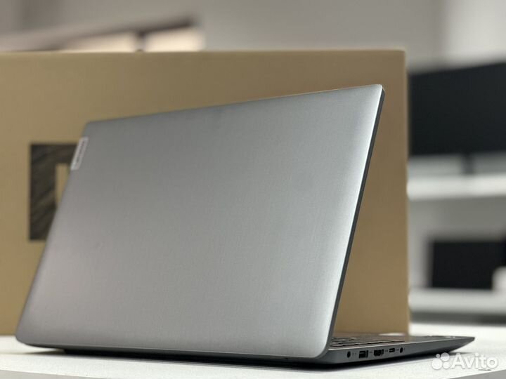 Новый ноутбук lenovo ryzen5-5500u