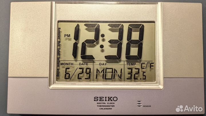 Настольные электронные часы Seiko QHL001S