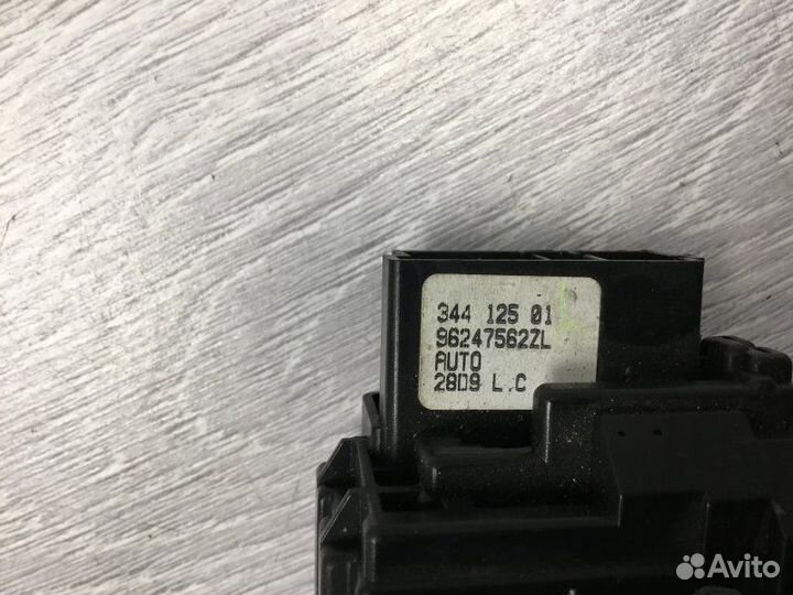 Переключатель дворников Citroen Xantia 2 2001