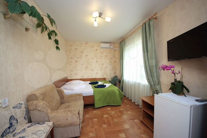 Комната 10 м² в 7-к., 2/3 эт.