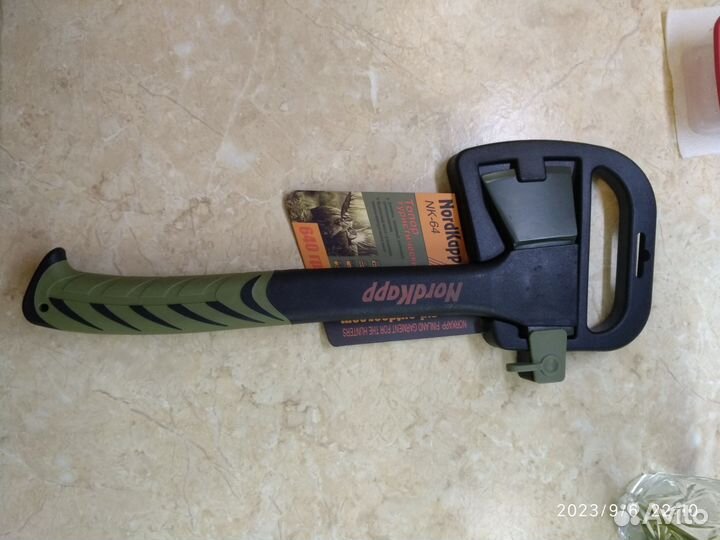 Топор туристический