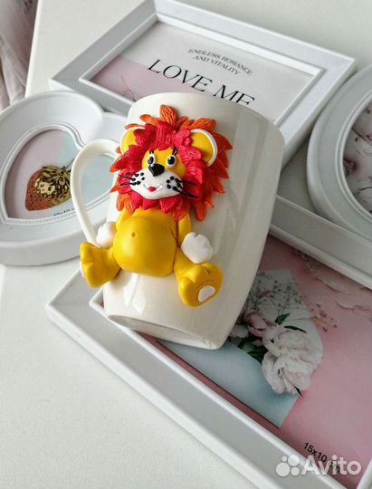 Кружка с декором из полимерной глины