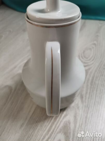 Чайник из булгарского сервиза