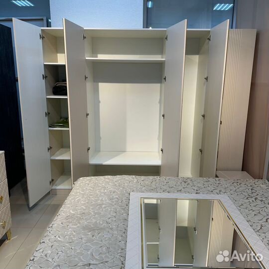 Спальня Лаура 4дв и 5дв