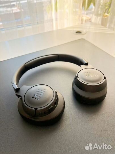 Беспроводные наушники JBL 770nc