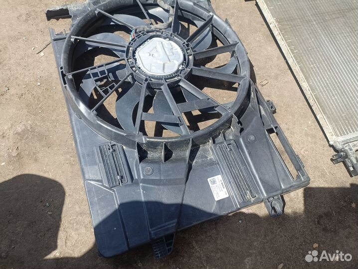 Диффузор вентилятора в сборе Kia K5 25380-L1500