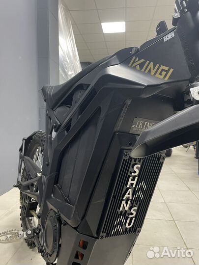 Электромотоцикл ikingi Sur-Ron S8