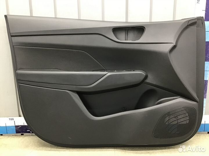 Обшивка двери передней левой Hyundai Solaris 2017