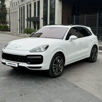 Porsche Cayenne Turbo 4.0 AT, 2018, 98 000 км, с пробегом, цена 9 000 000 руб.