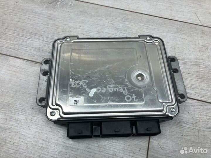 Эбу двс Peugeot 307 универсал 9HX (DV6ated4) 2007