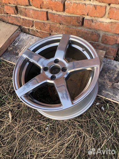 Покраска дисков Полимерная покраска