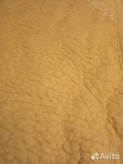 Eastcon комплект одеяло 2шт и простынь