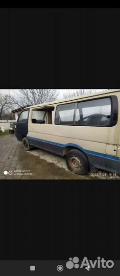 Двери на Toyota Hiace. Задний мост. Рессоры