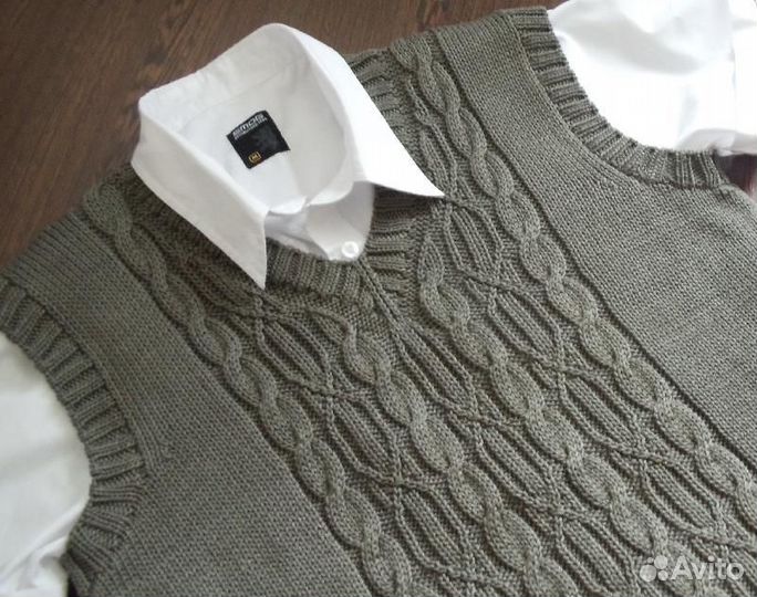 Жилеты безрукавки для школы