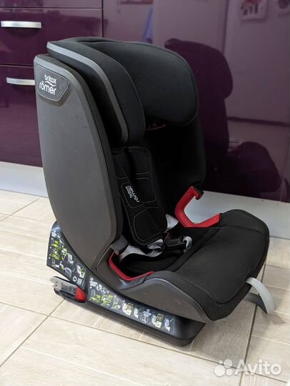 Автокресло britax romer advansafix IV M