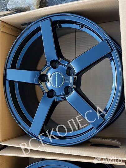 Vossen cv3 r16 5-114,3 черный глянец новые диски