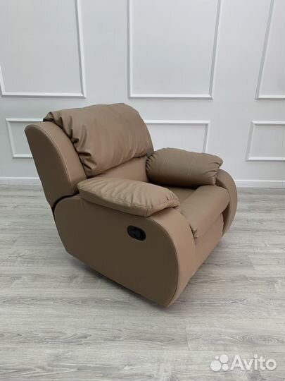 Кресло реклайнер для педикюра