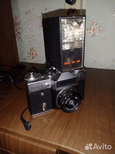 Плёночный фотоаппарат Zenit
