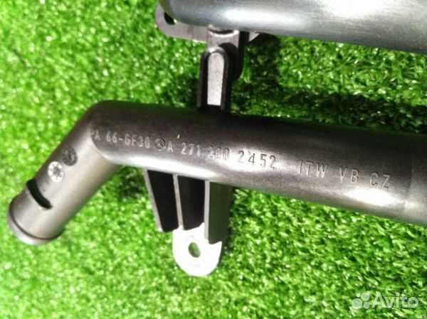 Патрубок охлаждения Mercedes-Benz 271