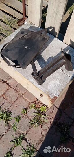 Подставка для телевизора